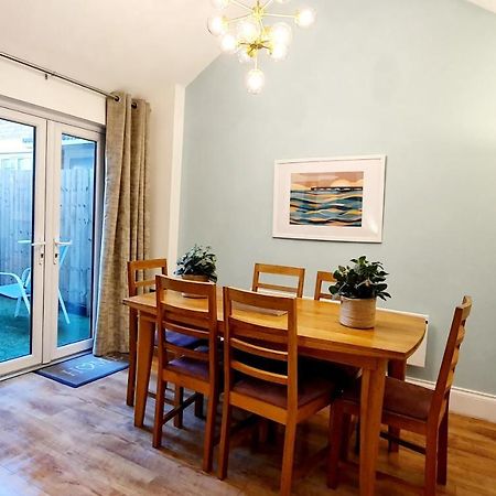 Superb 2 Beds 2 Baths New Apartment W/ Garden+Patio Bournemouth Dış mekan fotoğraf