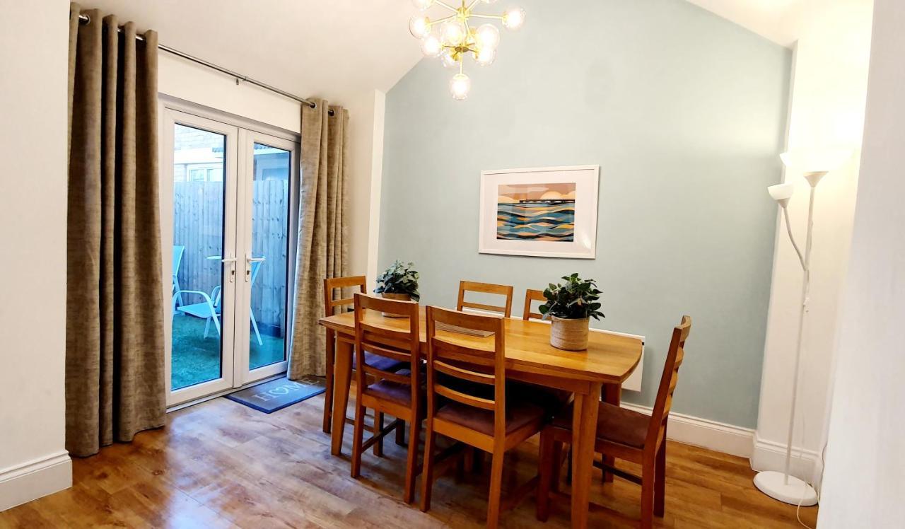 Superb 2 Beds 2 Baths New Apartment W/ Garden+Patio Bournemouth Dış mekan fotoğraf